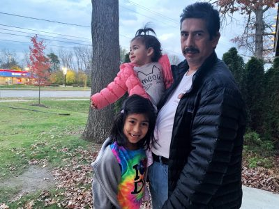 Javier Lomes with his daughters Arianna and Miriana